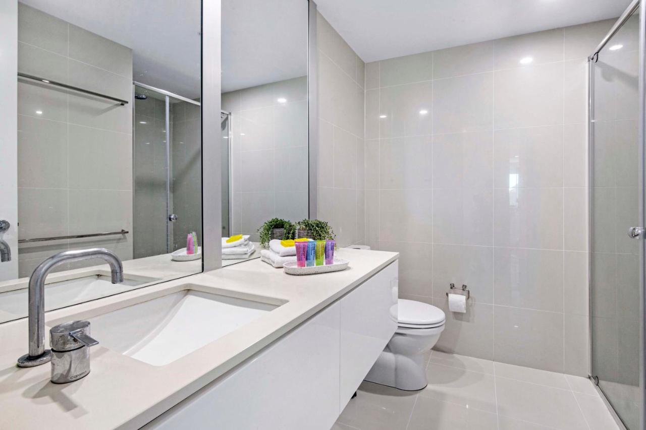 Q Tower At Surfers Paradise - Self Contained Apartments โกลด์โคสต์ ภายนอก รูปภาพ